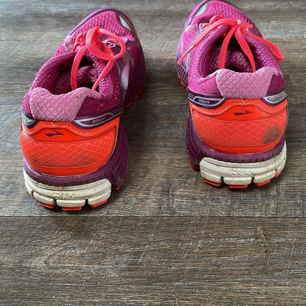 Brooks ghost 8 athletic running sneakers tennis shoes - Picture 3 of 8